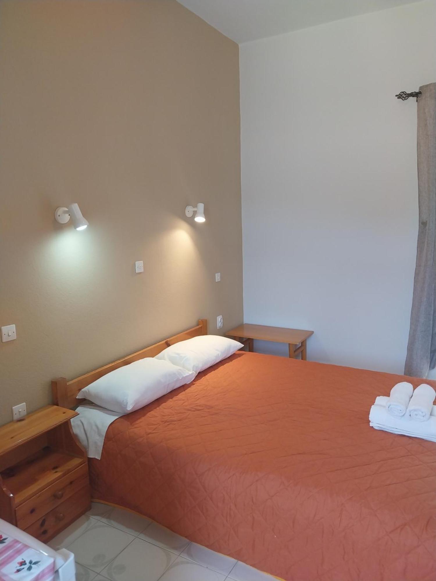 Meltemi Rooms And Apartments Finikounta Exterior foto